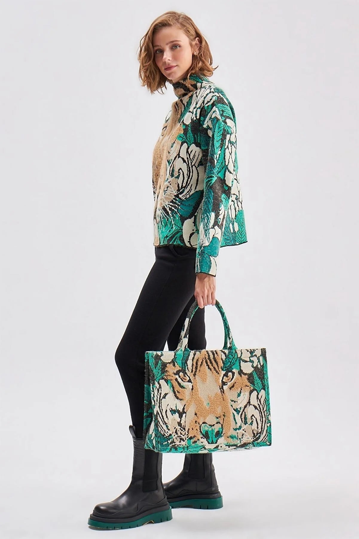 Jungle x Cardigan | Wearhause