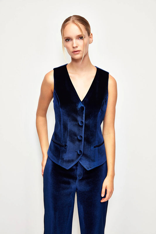 Damoné Vest