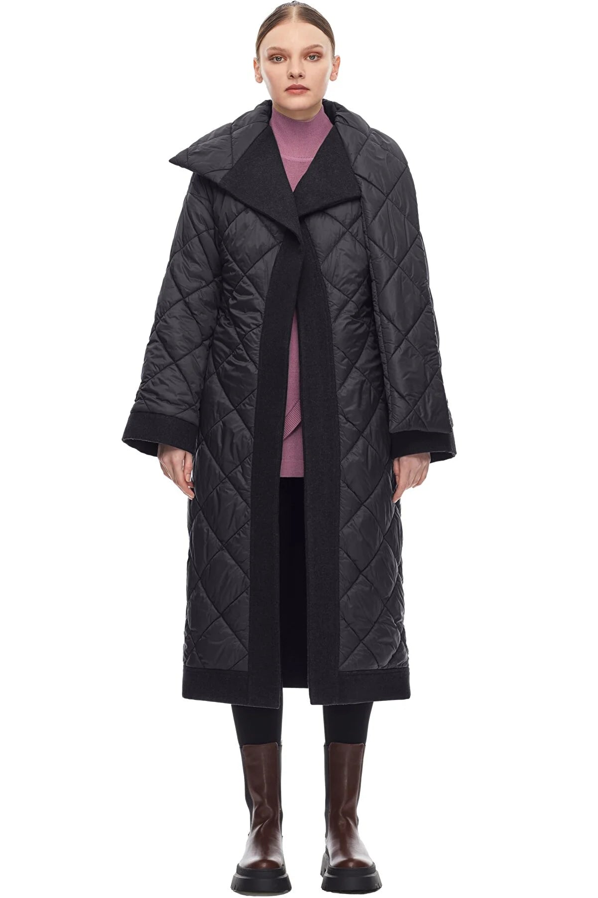 Moeva Coat 02