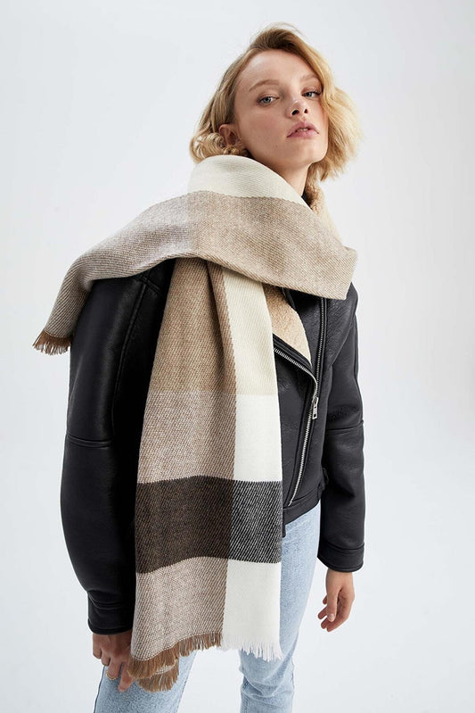 Amici Scarf | Wearhause