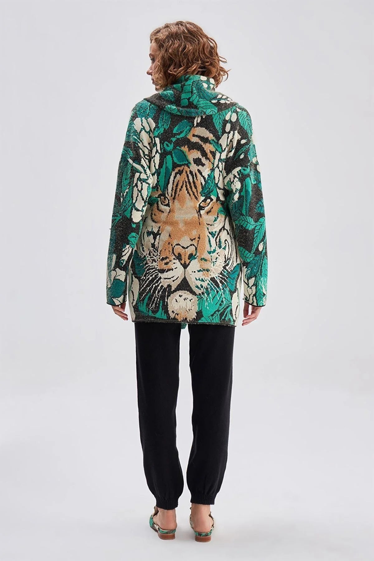 Jungle x Cardigan | Wearhause