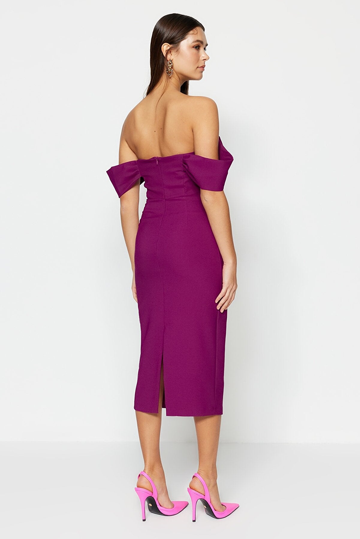 Moeva Dress | Wearhause