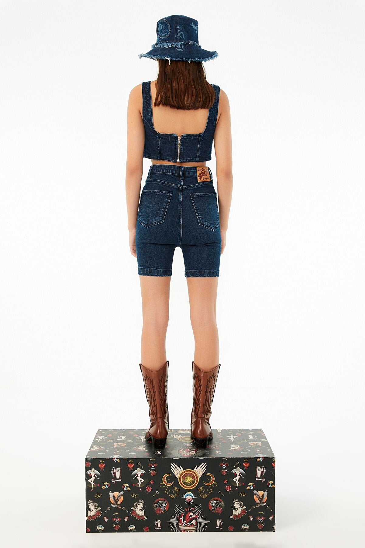 Riders On The Storm Bottom | Wearhause