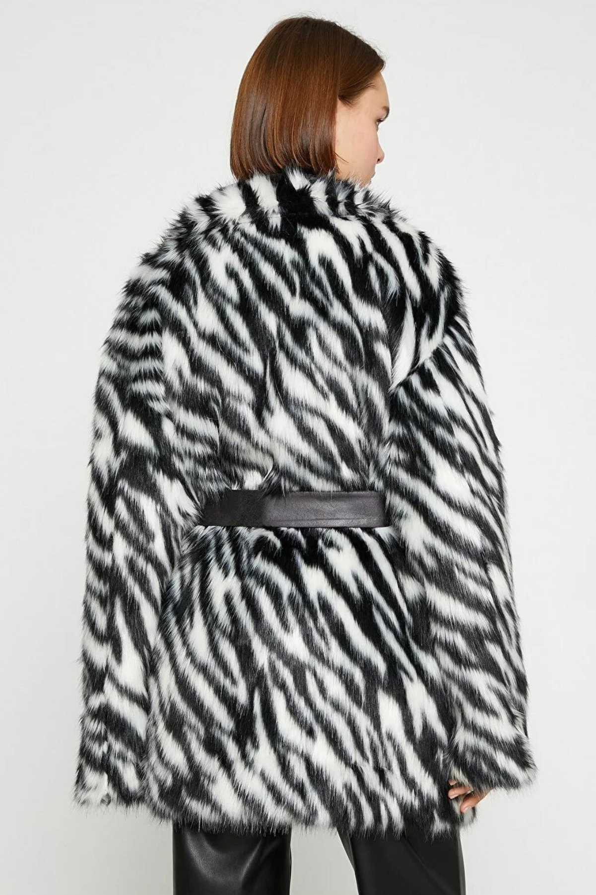 Vanessa Coat | Wearhause